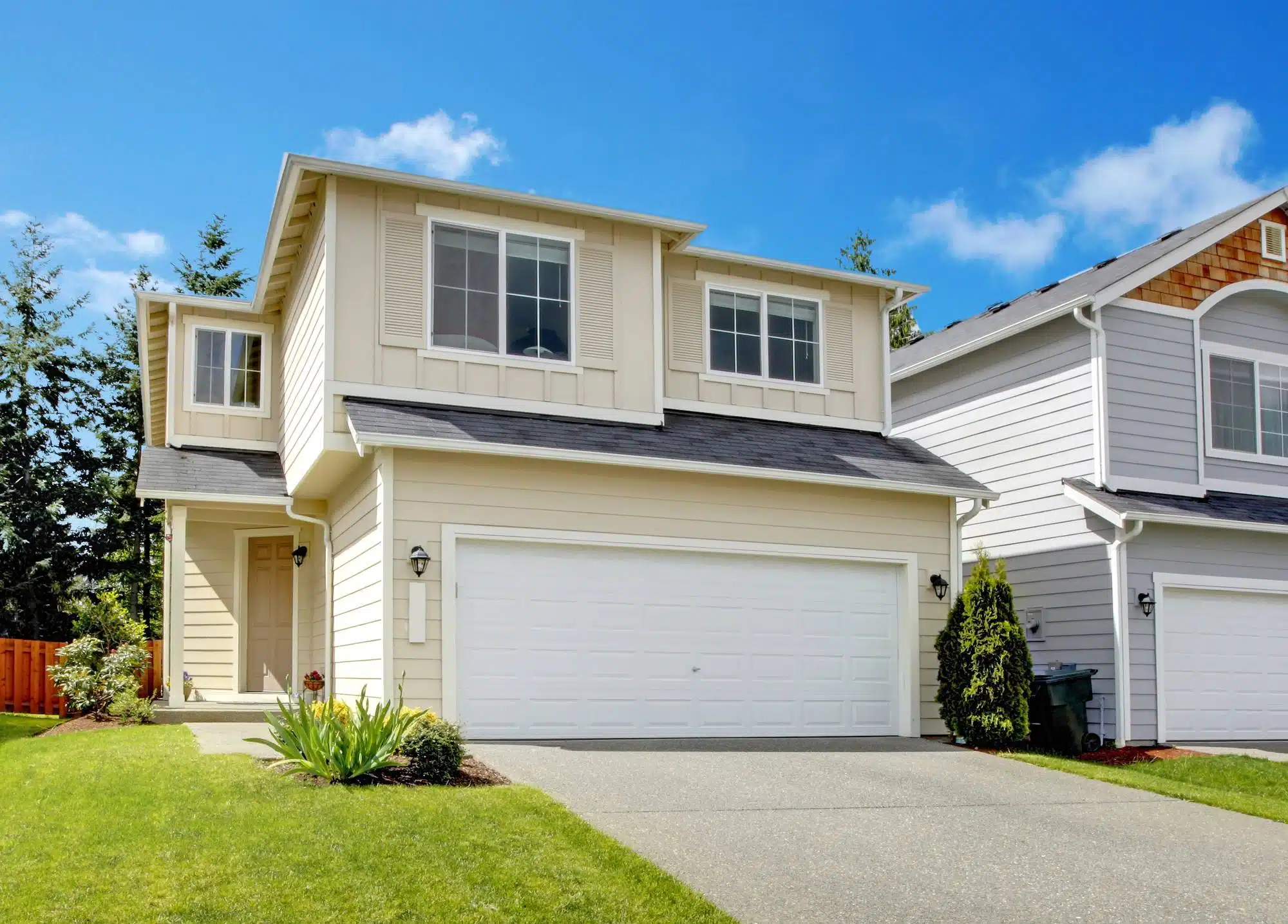how climate impacts garage doors